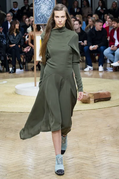 Look 6